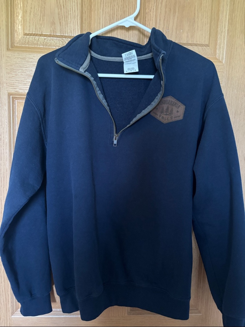 Tahquamenon Falls Men’s Zip Up Sweater Size Medium
